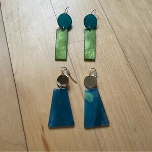 Set of two bake lite/acrylic colorful dangling earrings